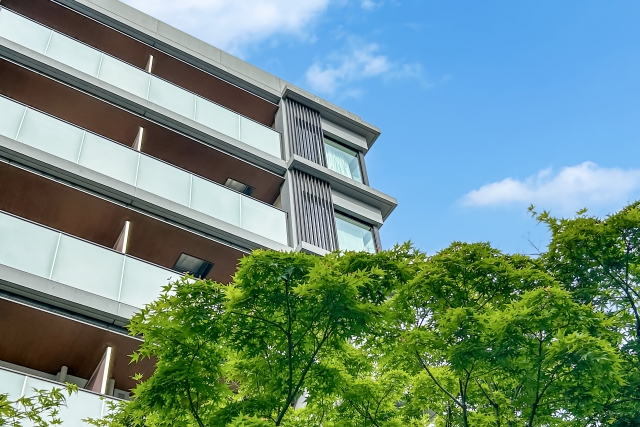 おしゃれなマンションの外観